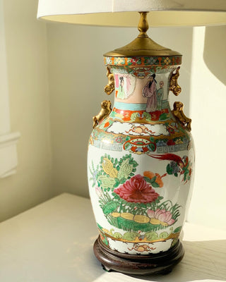 Foo Dog Famille Rose Chinoiserie Lamp