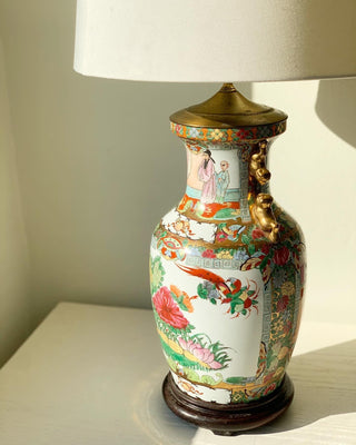 Foo Dog Famille Rose Chinoiserie Lamp